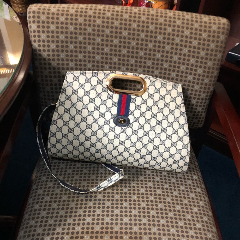 Authentic 1980’s Vintage Gucci Classic. 😍